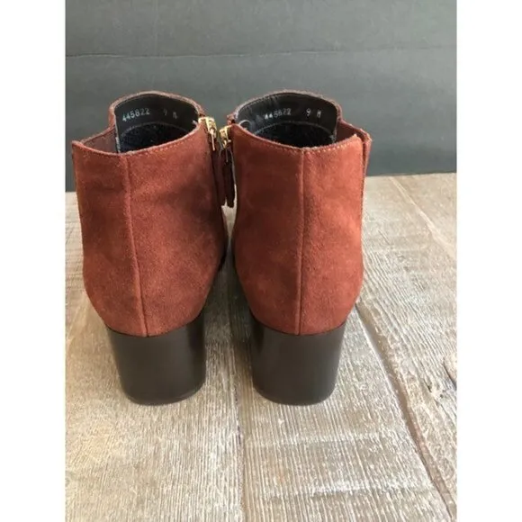 NEW Aquatalia women Ankle BROWN suede boots size 8.5