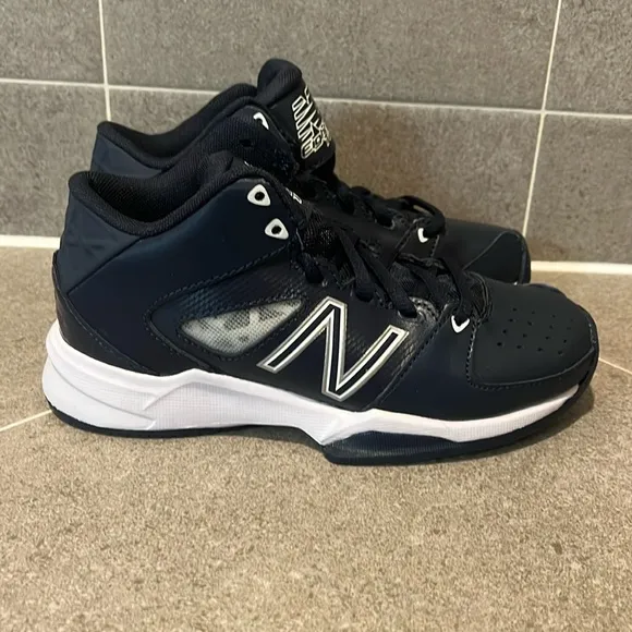 New Balance KB82NVY basketball shoes sneakers 82 Boys Girls Youth Size 13