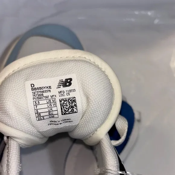 New Balance Unisex 550 Sneakers Basketball Casual Low Blue Vented Size 5.5