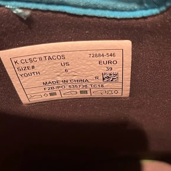 New Bogs Classic Tacos youth boots size 6