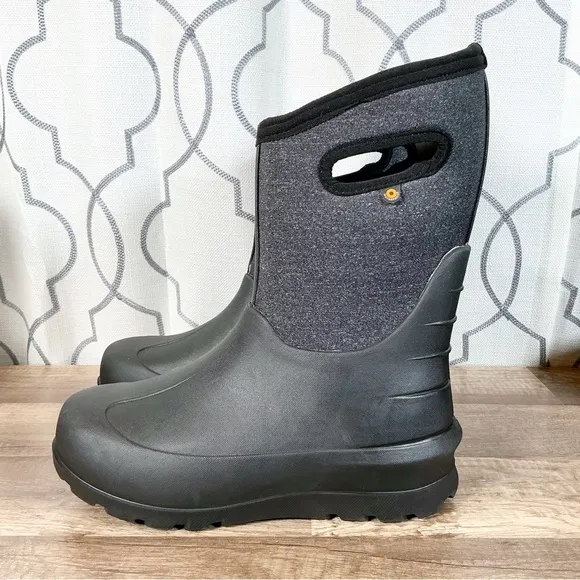 New BOGS neo classic black gray boots youth size 6