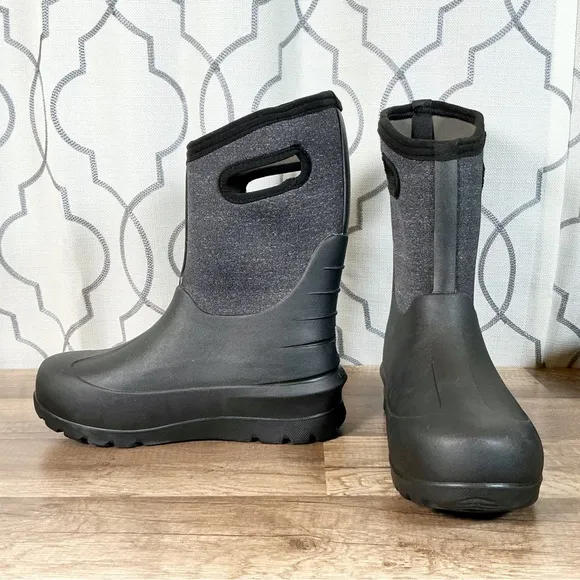 New BOGS neo classic black gray boots youth size 6