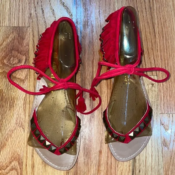 NEW Candela BOHO  hippie Red SUEDE Studded  FRINGE  Flat sandal 6
