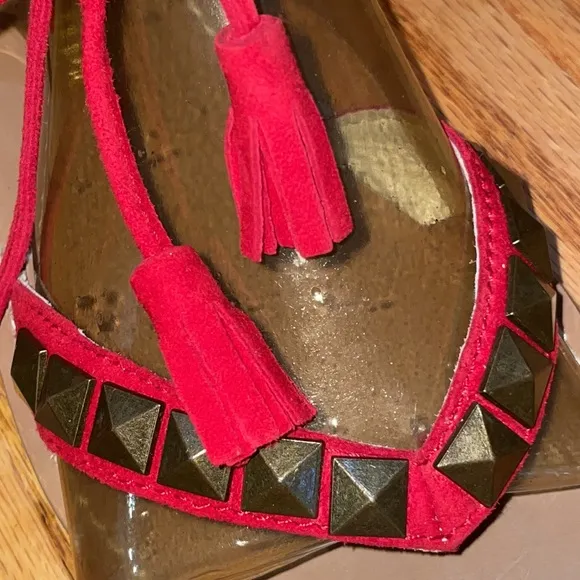 NEW Candela BOHO  hippie Red SUEDE Studded  FRINGE  Flat sandal 6