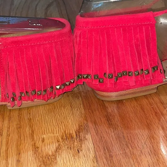 NEW Candela BOHO  hippie Red SUEDE Studded  FRINGE  Flat sandal 6