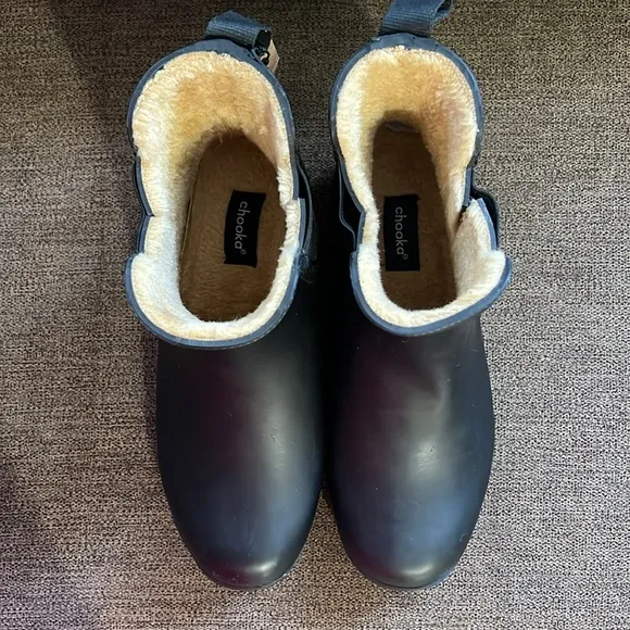 New Chooka Eastlake Waterproof Faux Fur Lined Chelsea Boot Women’s Size 6