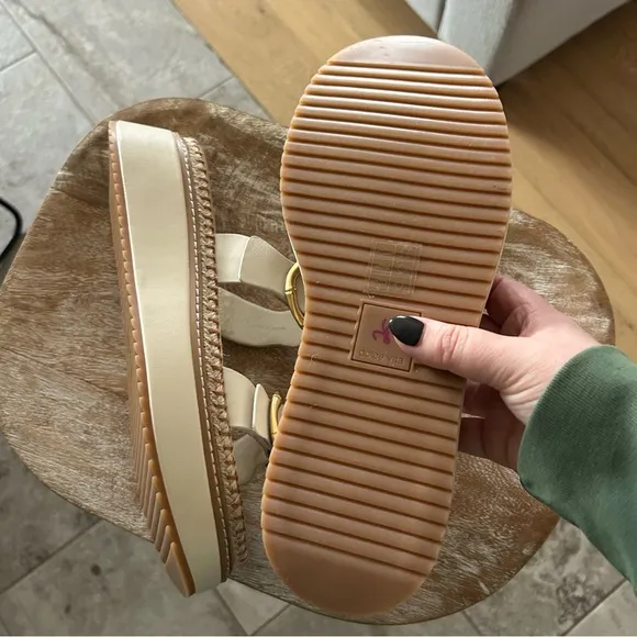 New Dolce Vita Rysha Platform Sandals