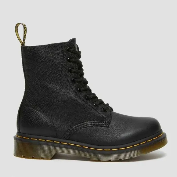 🌸NEW Dr. Martens 1460 Black Leather Men's Boots Women’s Size 7 With Box.