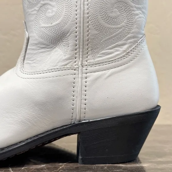 NEW Durango White Leather Cowboy Boots
