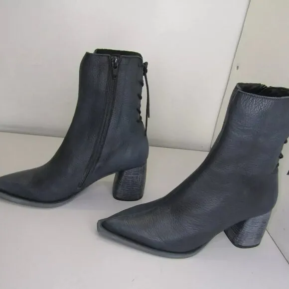 NEW FREE PEOPLE Womens Livia Boots Pointed Toe Side Zip Backlace  Black Size 7