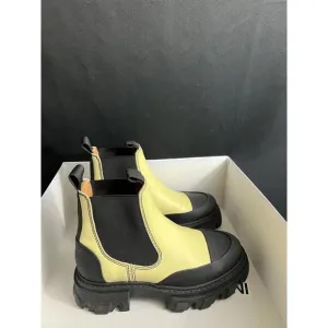 NEW GANNI Cleated Low Chelsea/Combat Ankle BOOTS Black/Yellow  US 5 EUR 35 $475