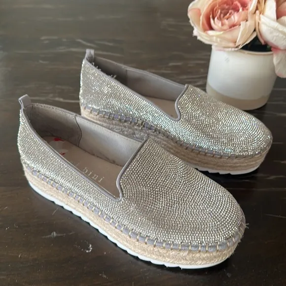 NEW Gianni Bini Kayden Platform Rhinestone Espadrille loafers women size 6