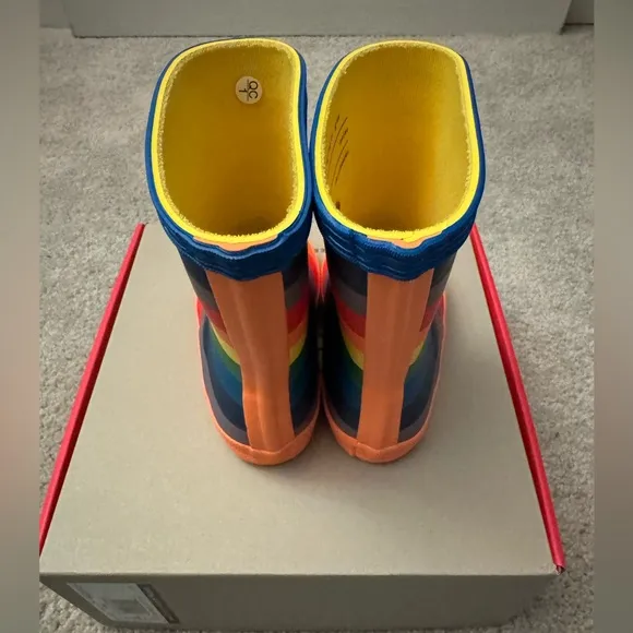 NEW in Box Hunter Kids’ Classic Waterproof Rain Boots, Rainbow 🌈, Toddler 6M