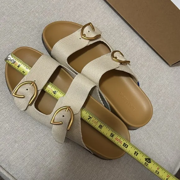 New in Box Rothy’s “The Buckle Slide” Sandal-Sz 8.5 TTS-Color:Sea Salt/Gold Tone