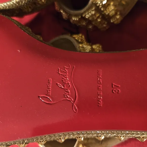 NEW IN THE BOX - Christian Louboutin Gold Studded Women's Sandals