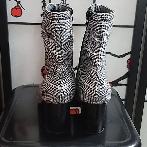 New Jeffrey Campbell Sport Black &amp; White Plaid Pointed Toe Block Heel Boots