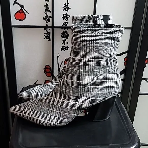 New Jeffrey Campbell Sport Black &amp; White Plaid Pointed Toe Block Heel Boots