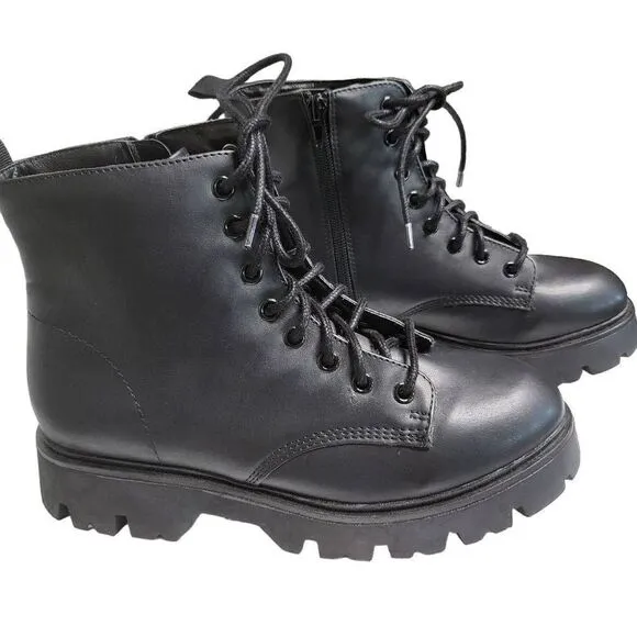 NEW Madden Girl Stantton Black Boot Size 8 Y2K Chunky Hiking Lug Combat Lace Up
