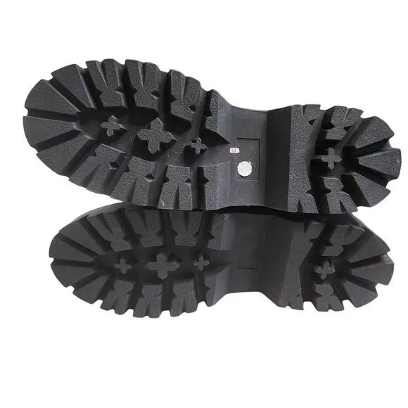 NEW Madden Girl Stantton Black Boot Size 8 Y2K Chunky Hiking Lug Combat Lace Up