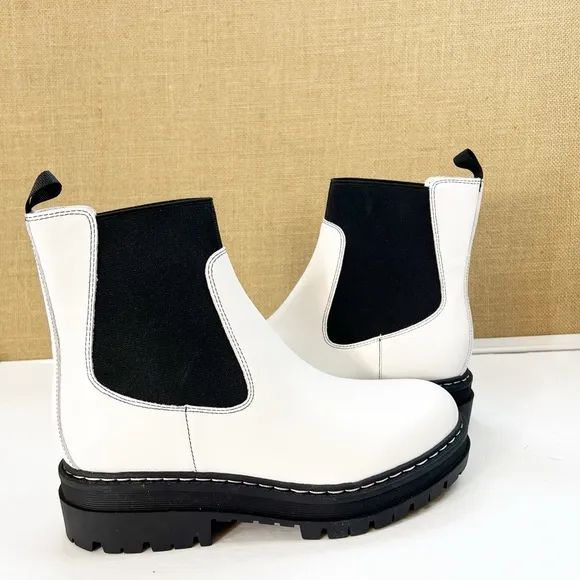 NEW Marc Fisher Patrick Chelsea Leather Lug Sole Chunky Y2K Boots Booties Size 8