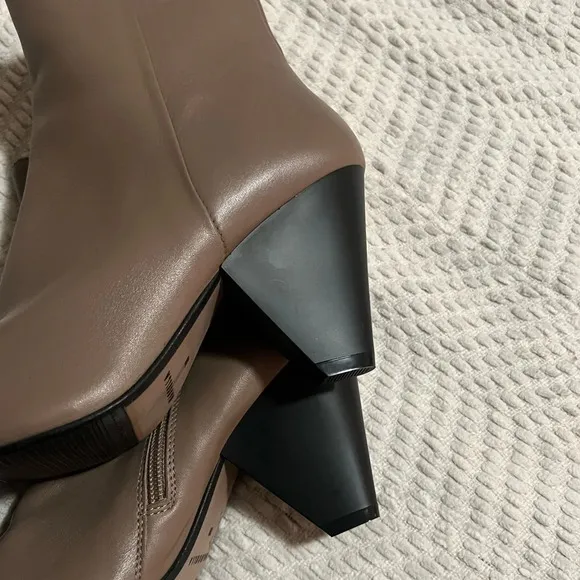 🖤New Marcella New York Leo Ankle Boots🖤
