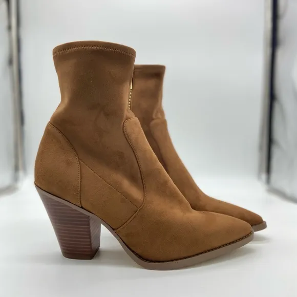 NEW - Michael Michael Kors Side Zipped Heeled Boots