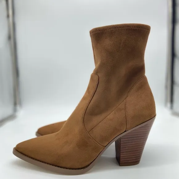 NEW - Michael Michael Kors Side Zipped Heeled Boots
