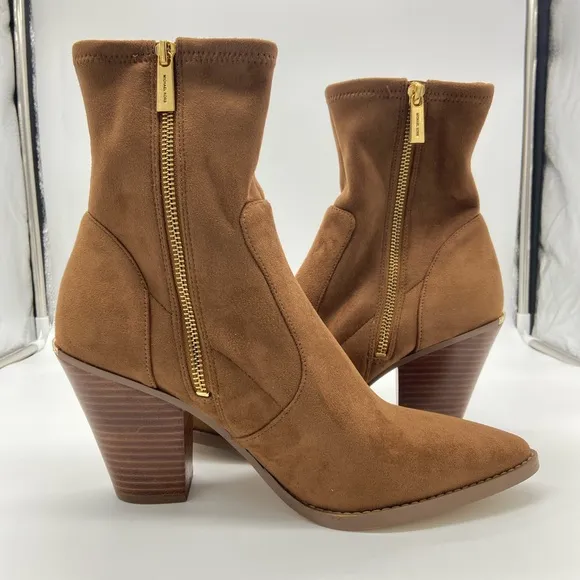 NEW - Michael Michael Kors Side Zipped Heeled Boots