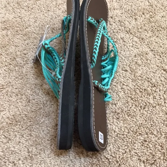 New! Plaka turquoise SZ 10 hand woven beach  sandals .