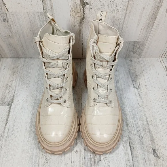 New SCHUTZ Orly Cream High-Top Combat Boots Chunky Sole and Lace-Up Design #1206