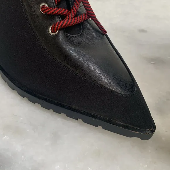NEW Steve Madden Womens Karey Leather PointToe MOTO Ankle Boots Black and Red 11