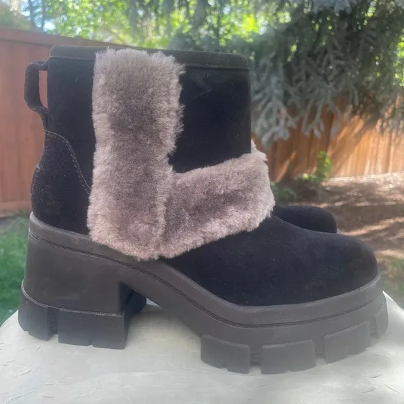 NEW UGG Brooklyn Sunburst 1145710 Black Suede &amp; Shearling Platform Chelsea Boots