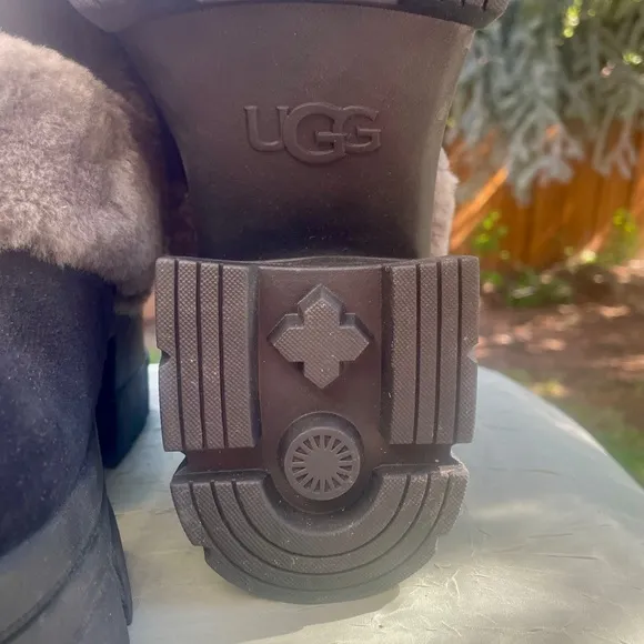 NEW UGG Brooklyn Sunburst 1145710 Black Suede &amp; Shearling Platform Chelsea Boots