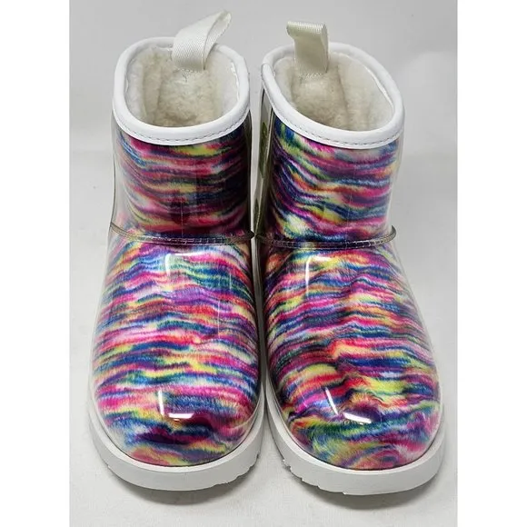 NEW!! UGG KIDS CLASSIC‎ CLEAR MINI PIXELATE: WHITE/GREEN GIRLS BOOTS Size 6