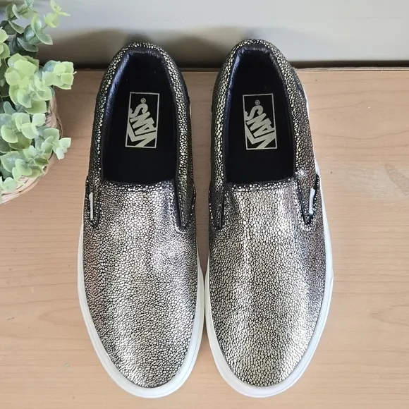 NEW Vans 8 Classic Slip On Metallic Gold Dots Low Top Sneakers SK8 Shoes 9.5