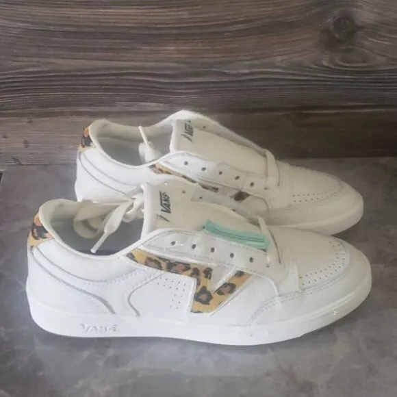 New Vans Lowland Mens 11 Leopard Animal Print White Sneakers Skater Casual