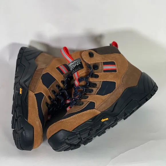 New Vibram Nordic waterproof Hiker boots
