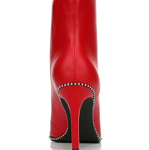 New w/Box Bar III Briget Red Faux Leather Front Zip Ball-Chain Dress Ankle Boots