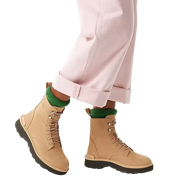 New w/Box Sorel Hi-Line Lace Up Waterproof Suede Lug Sole Ankle Boots Size 9.5