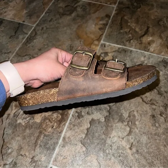 NEW White Mountain Helga Brown Double Strap Leather Slide Sandals