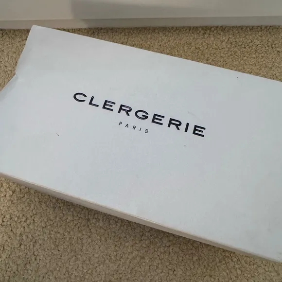 NEW‼️CLERGERIE Dita Leather Strappy Sandals Sz. 8 US/38 EU White