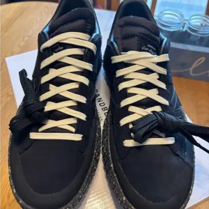NIB BrandBlack Downtown Evo Men's Basketball Sneakers size 10