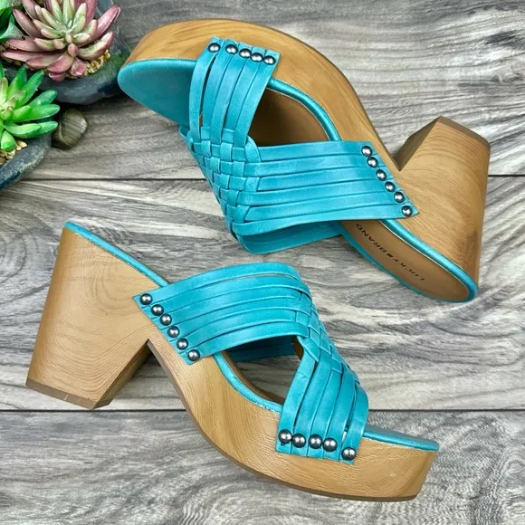 NIB Lucky Brand Tellimi 8.5M Platform Wedge Woven Leather Studded Sandals Blue