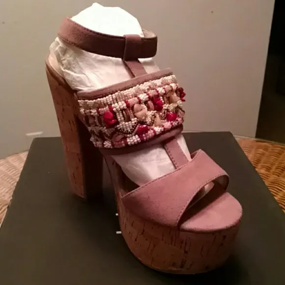 NIB Pelle Moda &quot;Indo&quot; platform 6