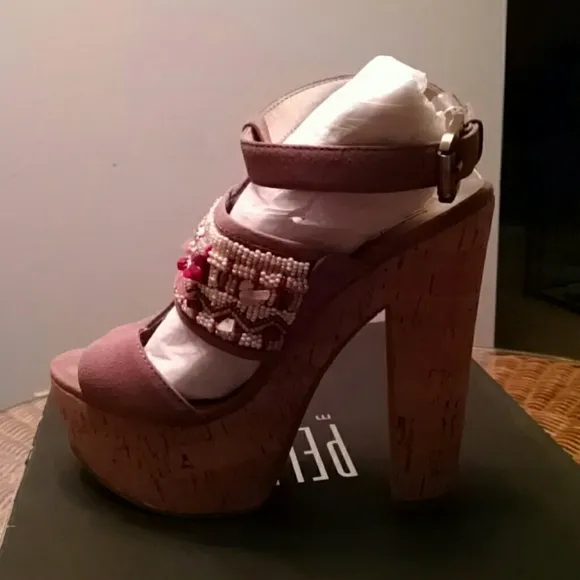 NIB Pelle Moda &quot;Indo&quot; platform 6
