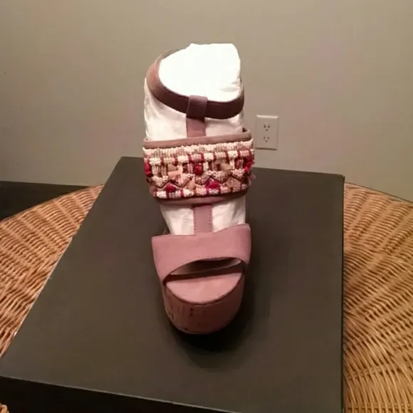NIB Pelle Moda &quot;Indo&quot; platform 6
