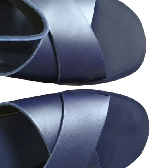 NIB Rag &amp; Bone Hester Navy Leather &amp; Wood Studded Platform Wedge Sandals size 9