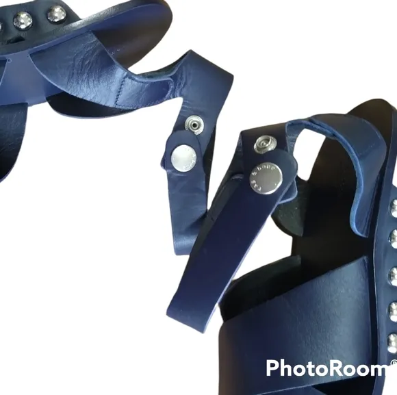 NIB Rag &amp; Bone Hester Navy Leather &amp; Wood Studded Platform Wedge Sandals size 9