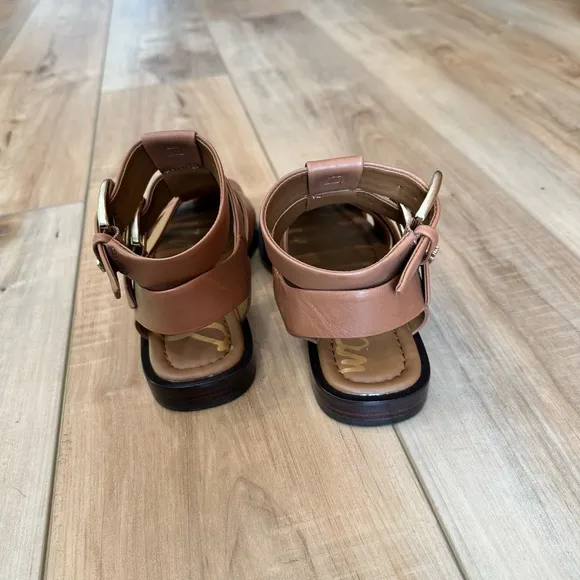 NIB  Sam Edelman Dawn Flat Sandals Saddle (Brown) Size 6