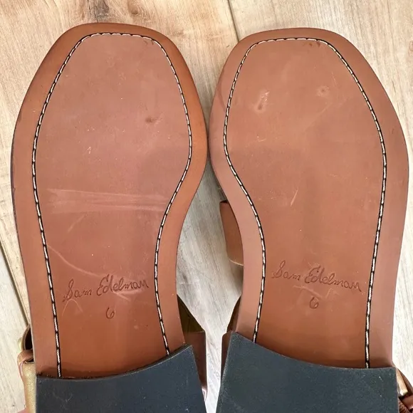 NIB  Sam Edelman Dawn Flat Sandals Saddle (Brown) Size 6